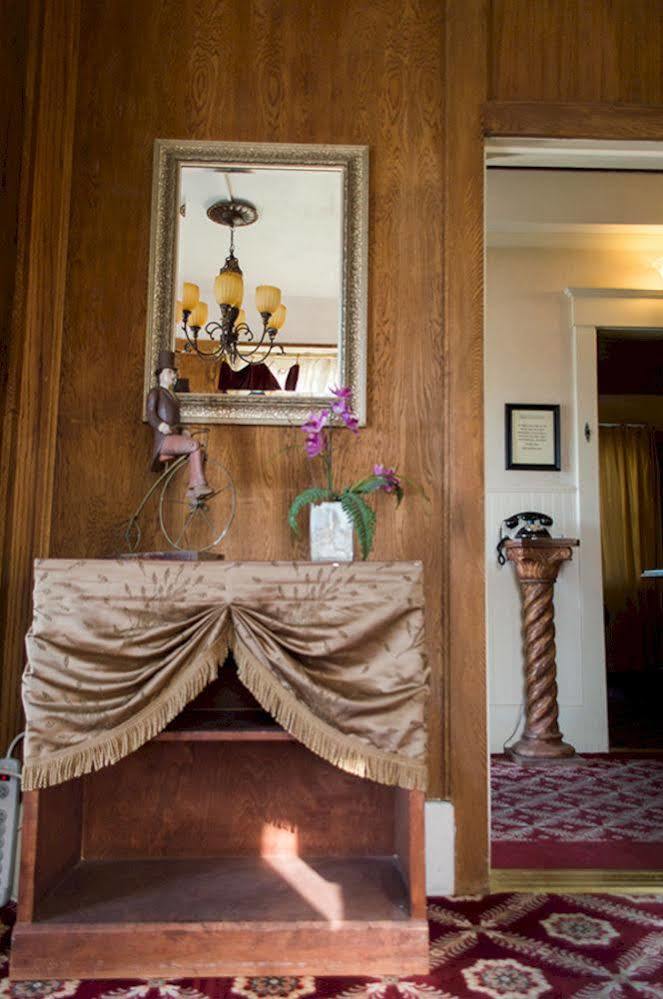 Van Gilder Hotel Seward Extérieur photo